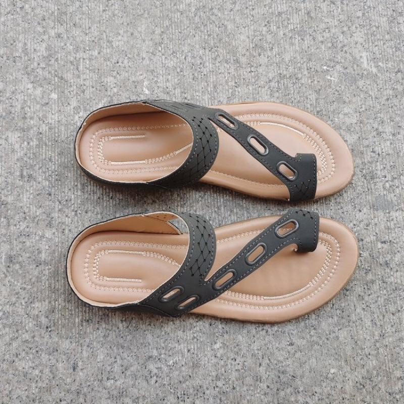 Letné dámske topánky 2022 nové dámske sandále a papuče s plochým podpätkom a sponou, plus size, dámske sandále s prackou na špičke pre zahraničný obchod