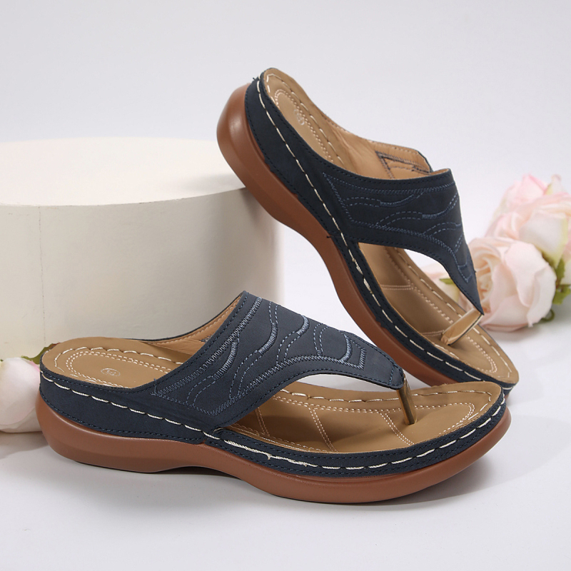 „Wish“ sandėlyje esantys moteriški batai, vasariniai, nauji romėniško stiliaus sagtimi moteriški sandalai, užsienio prekybos, 43 dydžio, pu basutės.