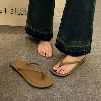 Liela izmēra iešļūcenes, vasaras modes, plakanas mūles, iešļūcenes, sandales, pludmales apavi, sieviešu virsdrēbes, augstas klases