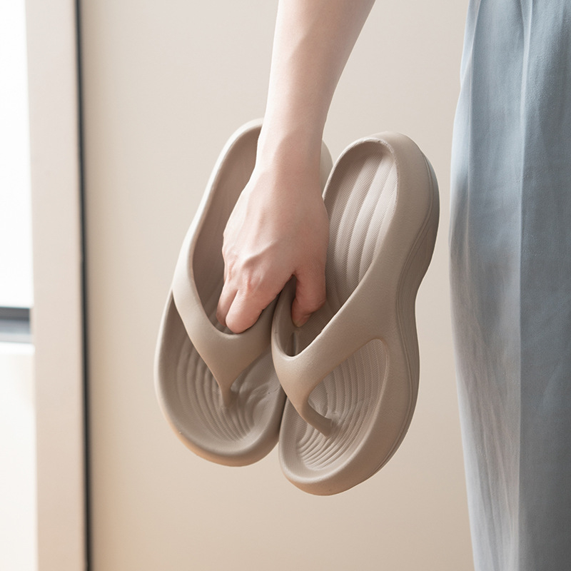 Naiste uued piiriülesed plätud, suvised libisemiskindlad deodorandid, mood, sobivad igale maitsele, rannaplätud, kõrgekvaliteedilised