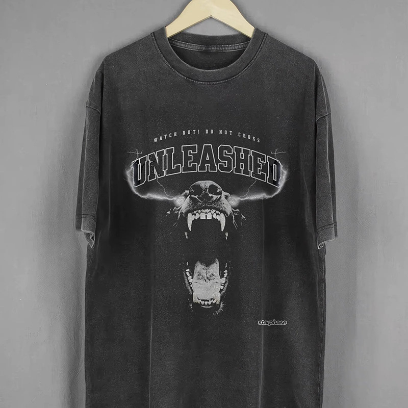 Pekný vlčí pes Doberman španiel Európske a americké módne voľné nadrozmerné pánske a dámske tričko s krátkym rukávom, oprané a striekané