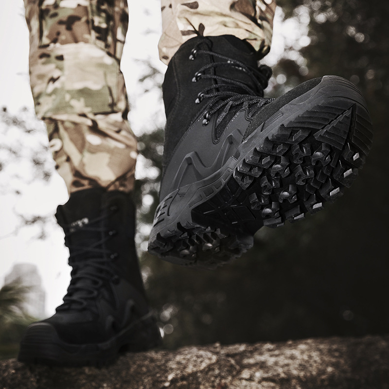 Cezhraničné 2023 Nové pánske turistické topánky s vysokým tlmením nárazov, bojové tréningové topánky, taktické tréningové topánky do púšte
