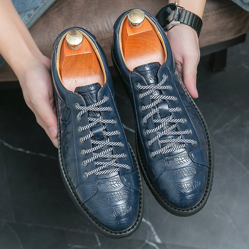 Cezhraničné jarné a letné nové šnurovacie biznis kožené topánky pánske európske stanice módne plus size pánske topánky spoločenské ležérne topánky na palubovke pánske