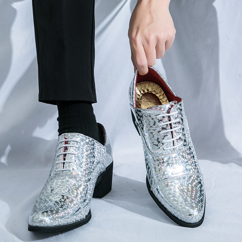 Pantofi din piele cu toc înalt pentru bărbați, mărime plus, pentru primăvara și toamna 2024, stil nou, creștere a înălțimii exterioare cu 6 cm, pantofi la modă pentru club de noapte