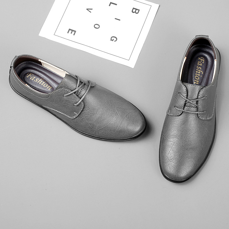 Pánske topánky Jar 2025 Nové špicaté nízke nohavice Business Casual topánky pre dospelých Pánske retro trendy malé kožené topánky