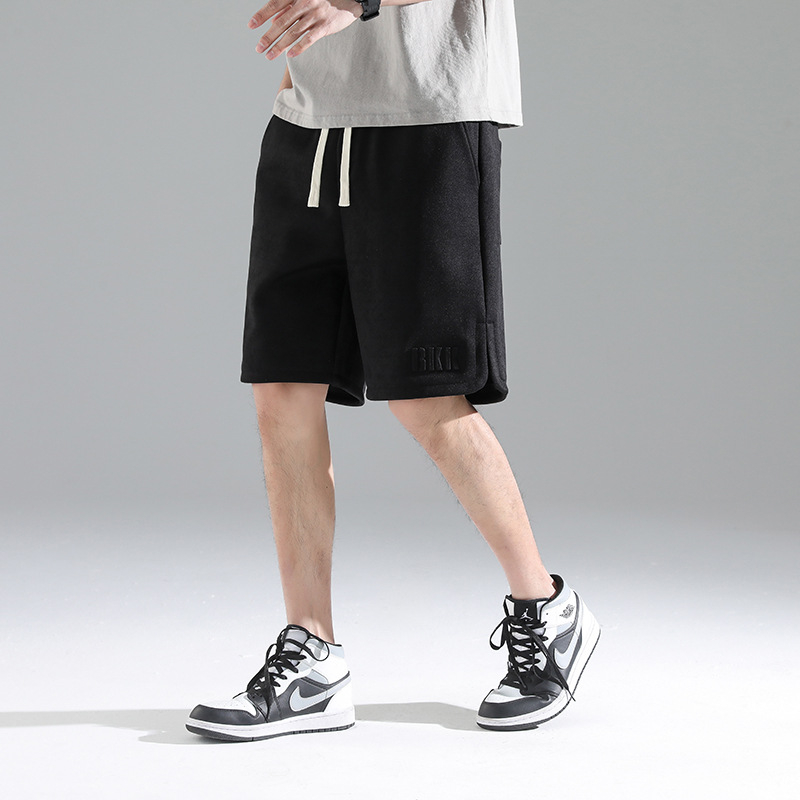 Meeste lühikesed püksid 2023. aasta suvised õhukesed moekad brändi lahtised spordipüksid trendikad moekad pealisrõivad vabaaja keskmise pikkusega püksid