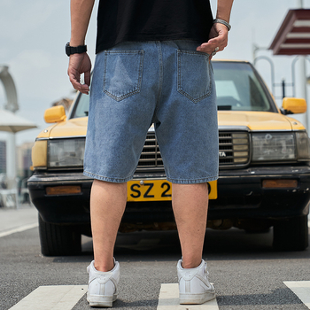 Pliusinio dydžio vyriškos laisvos amerikietiško stiliaus 5 taškų kelnės, vasarinės ypač didelės vienspalvės 5 taškų džinsinės kelnės, vyriškos tiesios vidutinio ilgio kelnės