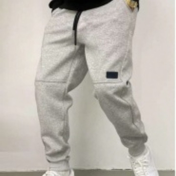 2023. aasta Amazon Independent Stationi keermestatud pingutusnööriga vabaaja paksendatud püksid. Trendikad brändi fliisvoodriga püksid. Mugavad, soojad ja vabaaja. Mitmekülgsed.