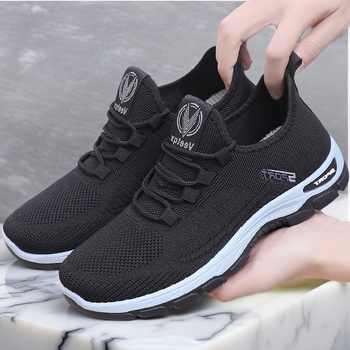 Tarpvalstybiniai Tume pavasario ir vasaros nauji vidutinio ir pagyvenusio amžiaus tėčio batai, austi kvėpuojantys laisvalaikio batai, lengvi tinkliniai batai, lauko vaikščiojimo batai