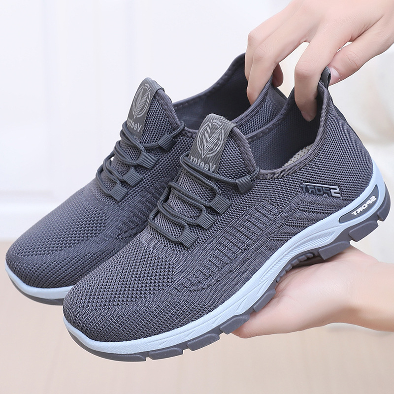 Tarpvalstybiniai Tume pavasario ir vasaros nauji vidutinio ir pagyvenusio amžiaus tėčio batai, austi kvėpuojantys laisvalaikio batai, lengvi tinkliniai batai, lauko vaikščiojimo batai