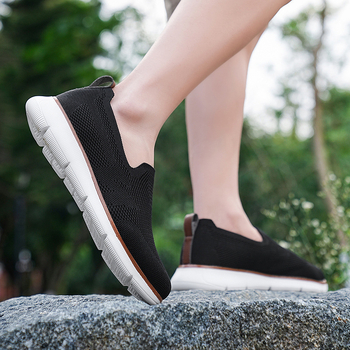 Kojinės ir batai 2025 Vyriški užsegami batai Kvėpuojantys sportbačiai Skraidantys tinklelio batai Vyriški plius dydžio vaikščiojimo batai