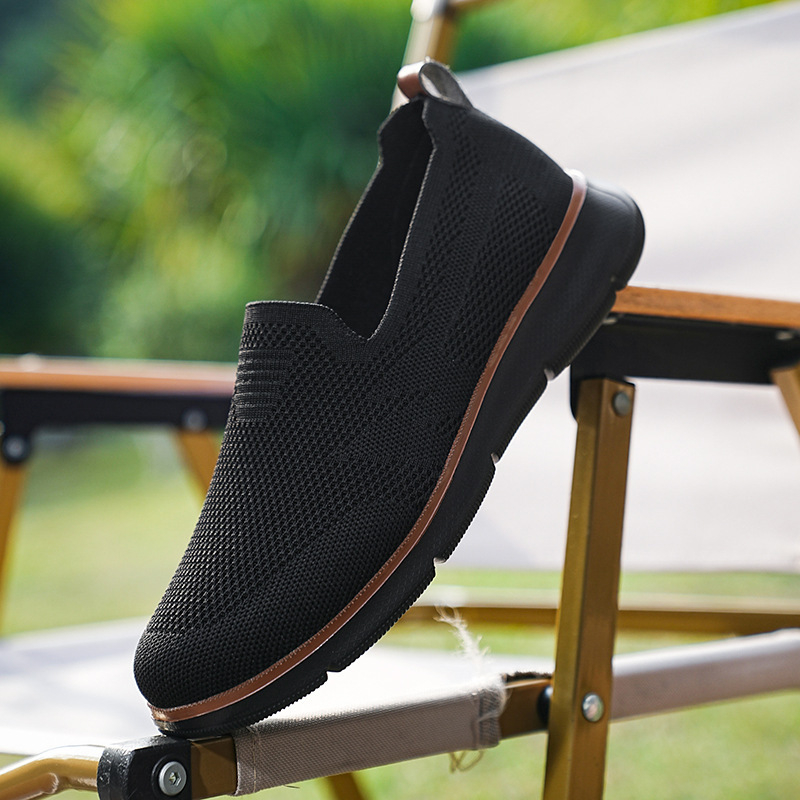 Kojinės ir batai 2025 Vyriški užsegami batai Kvėpuojantys sportbačiai Skraidantys tinklelio batai Vyriški plius dydžio vaikščiojimo batai