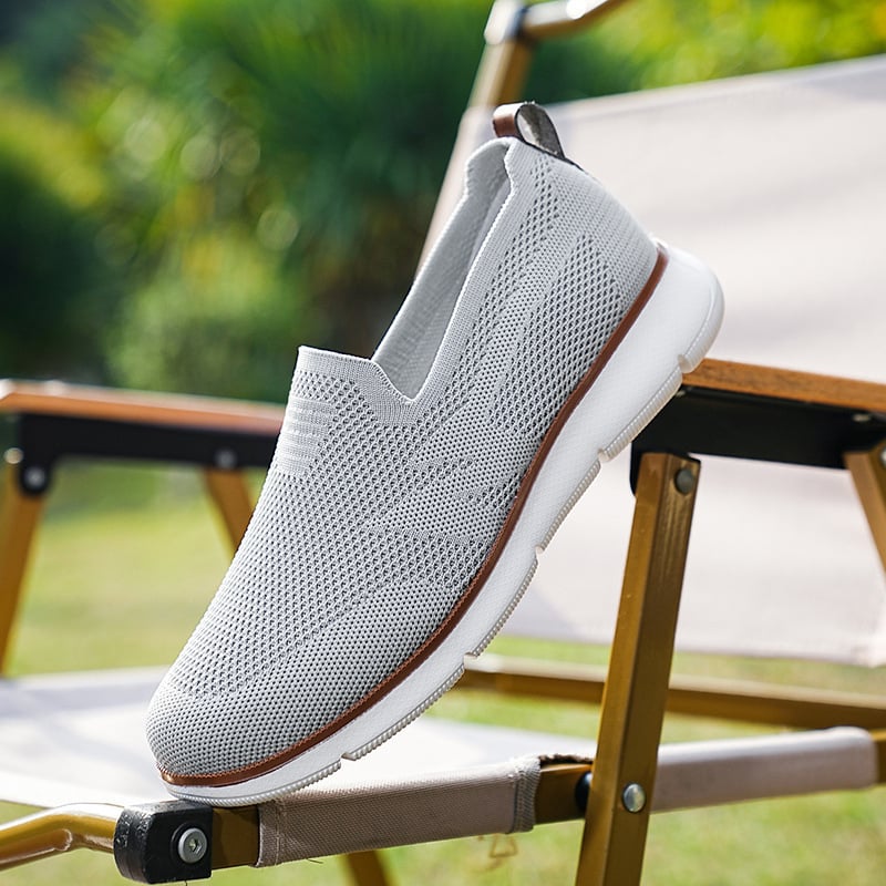 Kojinės ir batai 2025 Vyriški užsegami batai Kvėpuojantys sportbačiai Skraidantys tinklelio batai Vyriški plius dydžio vaikščiojimo batai