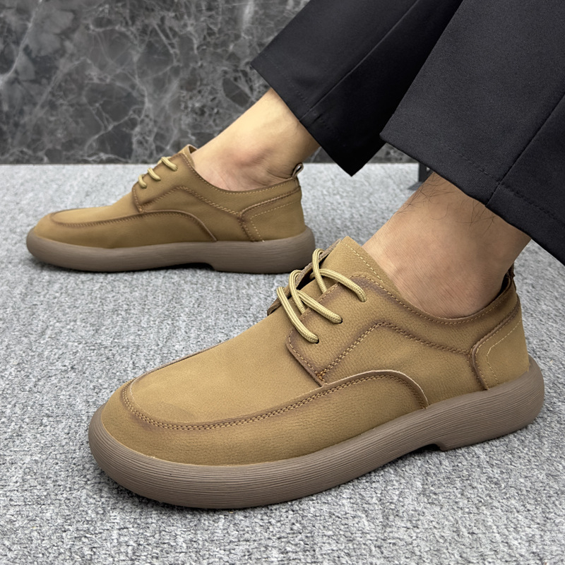 Õõnesnahast meeste kingad 2024. aasta suvised uued meeste kingad ehtsast nahast hingavad trendikad universaalsed paksu tallaga vintage vabaajajalatsid