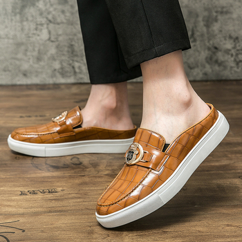 Pánska obuv z iných krajín, kožené topánky so strapcami veľkých veľkostí, pánske mokasíny na európske a americké móla, moderná ležérna obuv pre biznis, kožené nazúvacie topánky