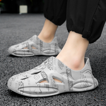 Ανδρικά παπούτσια Crossborder Hole Shoes 2025 για το καλοκαίρι του 2025, παπούτσια Kanye Wading για ζευγάρια με γκράφιτι και χοντρή σόλα.