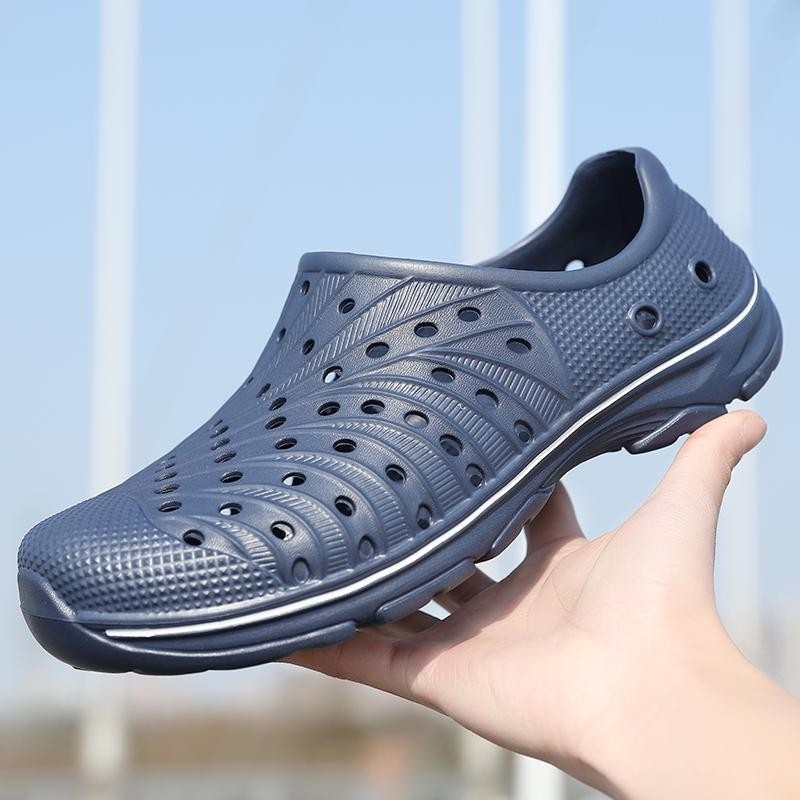 Transfrontaliere 2025 Saboți respirabili noi, îmbrăcăminte de vară exterioară, sandale de plajă cu vârfuri, pentru bărbați, cu ridicata