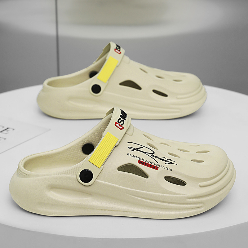 Határokon átnyúló lyukas cipők 2025 nyári új stílusú baotou üreges tengerparti strandszandálok és papucsok kültéri vastag talpú irodai cipők