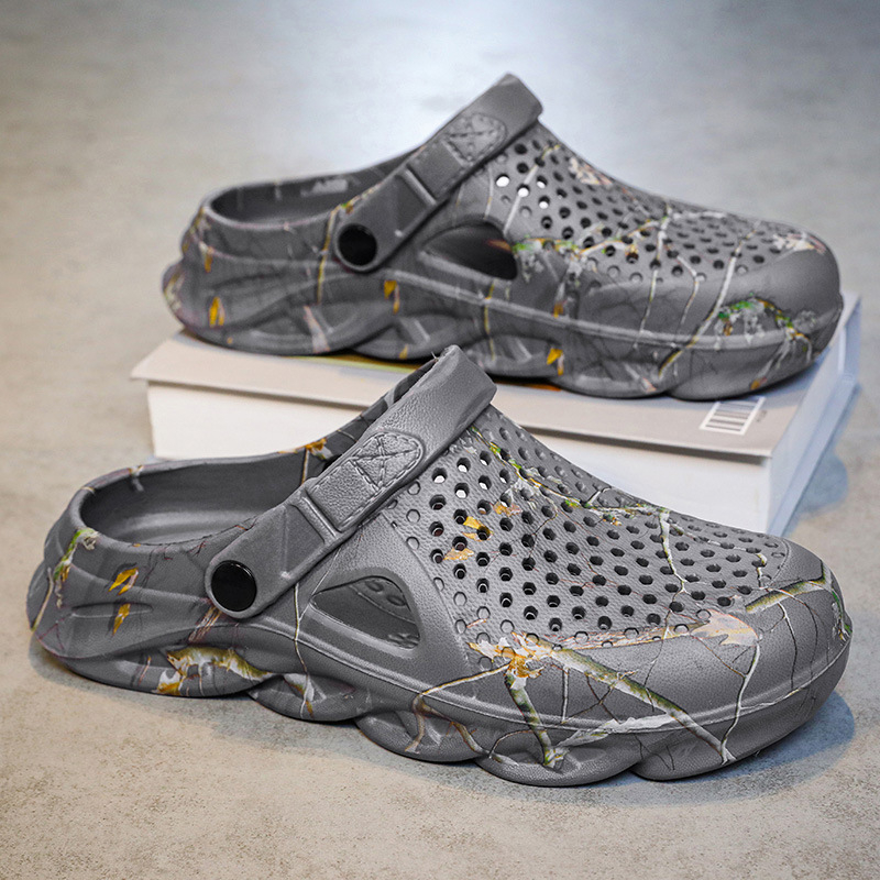 Nové pánske letné dreváky s uzavretou špičkou z roku 2025 na outdoorové nosenie, plážové sandále, ležérne a módne