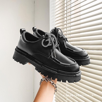 Μαύρα Δερμάτινα Παπούτσια Ανδρικά Άνοιξη 2024 Νέο Νεανικό Κοστούμι Βρετανικού Στυλ με Πλατφόρμα Ανδρικά Μοντέρνα Παπούτσια