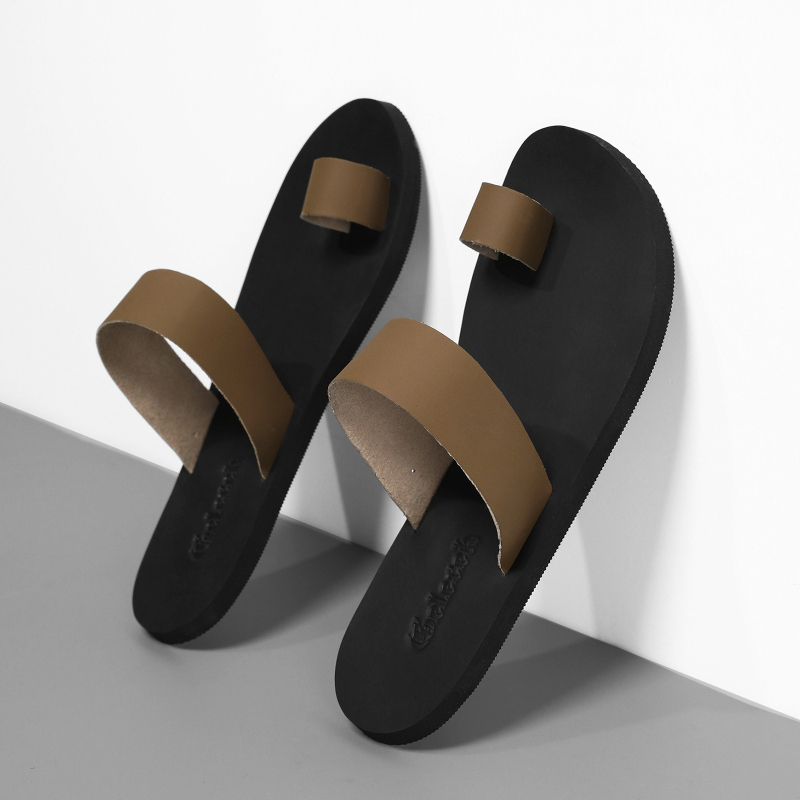 Nyári férfi papucsok, személyre szabott és sokoldalú, fekete koreai stílusú divatos tengerparti római szandál, férfi gyártói flip-flopok