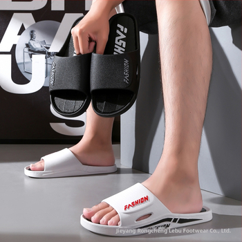 Papuci noi pentru bărbați de primăvară și vară, antiderapanți, rezistenți la uzură, cu fund moale, pentru baie, cu fund gros, en-gros