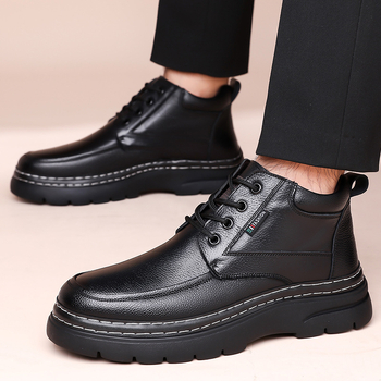 Pánske topánky Cross-Border 2025 Zimné nové štýlové zamatové zahustené teplé vysoké bavlnené topánky pre otcov stredného a staršieho veku, protišmykové topánky