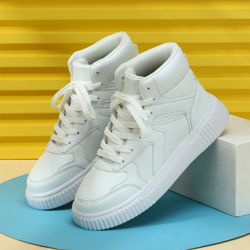 Europietiško ir amerikietiško gatvės stiliaus zebro rašto madingi vidutinio aukščio riedlenčių bateliai, lauko laisvalaikio sportbačiai, madingi visų rungtynių porų madingi bateliai