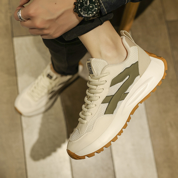 2025 kora tavaszi külkereskedelmi új férfi cipők, csúszásmentes, kopásálló, puha talpú, alkalmi cipők, divatos futócipők férfiaknak