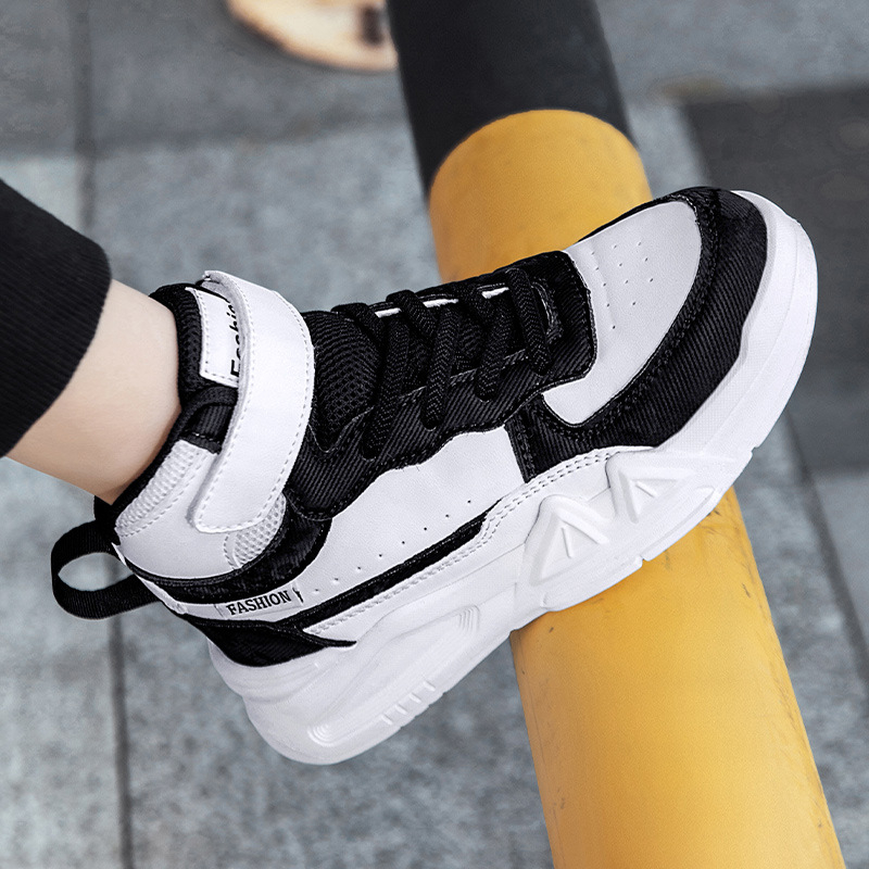 Търговия на едро на детски обувки за дъска, есен 2024, нови големи детски модни ежедневни бели обувки за момчета и момичета, леки обувки за дъска с меко дъно