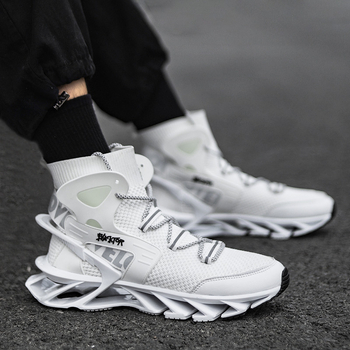 Határokon átnyúló nagy méretű férfi cipők, divatos magasságnövelő cipők, férfi ütéscsillapító futócipők, őszi lélegző vastag talpú puha talpú kosárlabda sportfutócipők