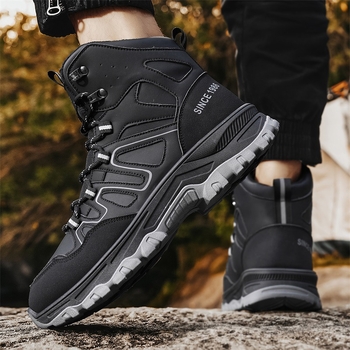 Διασυνοριακά ανδρικά παπούτσια Martin με ψηλό τακούνι και χοντρή σόλα για το φθινόπωρο και τον χειμώνα 2024, μοντέρνα μπότες για υπαίθριες δραστηριότητες, παντός τύπου ανδρικά παπούτσια ορειβασίας για μοτοσικλέτα και μοτοσικλέτα.