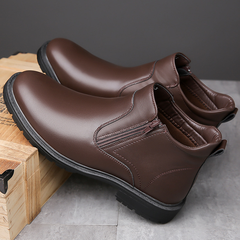 Ypač didelių dydžių vyriški rudens ir žiemos batai „Chelsea“ stiliaus, patogūs, šilti, laisvalaikio odiniai batai.