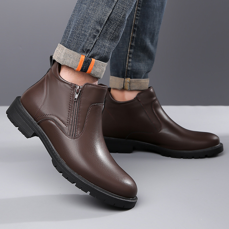 Ypač didelių dydžių vyriški rudens ir žiemos batai „Chelsea“ stiliaus, patogūs, šilti, laisvalaikio odiniai batai.