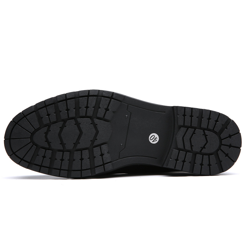 Ypač didelių dydžių vyriški rudens ir žiemos batai „Chelsea“ stiliaus, patogūs, šilti, laisvalaikio odiniai batai.