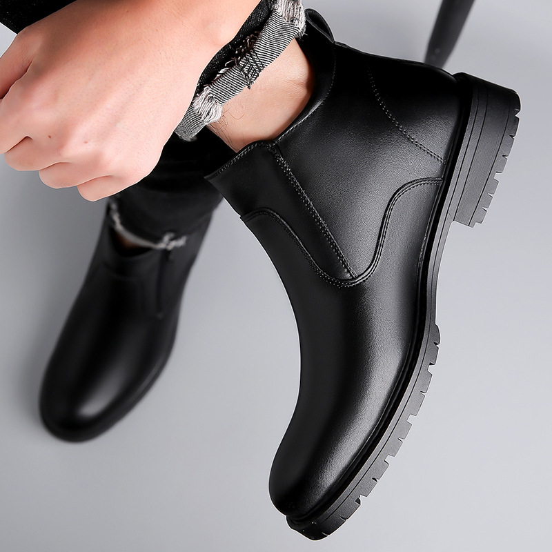 Ypač didelių dydžių vyriški rudens ir žiemos batai „Chelsea“ stiliaus, patogūs, šilti, laisvalaikio odiniai batai.