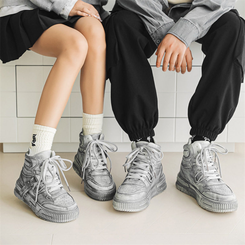 Pantofi de vară pentru bărbați, pantofi la modă, all-match, 2025, pantofi de vară noi pentru cupluri, stil Hong Kong, pantofi la modă vechi, pantofi pentru studenți