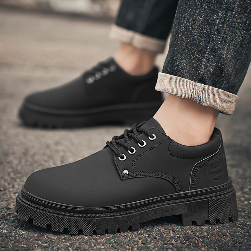 Zahraničný obchod export plus size pánska obuv ležérna kožená čierna kožená obuv pánske nízke martinské čižmy nástrojová obuv pánska veľkoobchodná cena