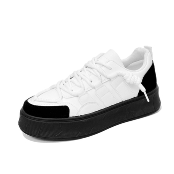 Pantofi albi pentru bărbați 2024 Vara stil japonez versatil respirabil cu talpă groasă ușoară de nișă pantofi casual pentru bărbați