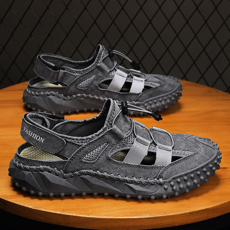 Ljetne muške sandale zatvorenog tipa za prekogranično ljeto 2024., prozračne i svestrane, velike cipele za plažu, cipele s šupljom mrežastom podlogom, ležerne i svestrane