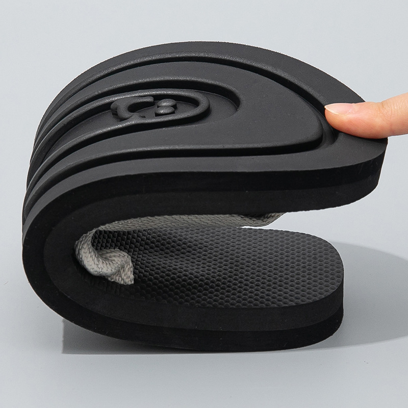 Nauji juokingi, kūrybingi, seksualūs, storapadžiai paplūdimio laisvalaikio šlepetės, sandėlyje. Jau nekalbant apie plaukų kartą.