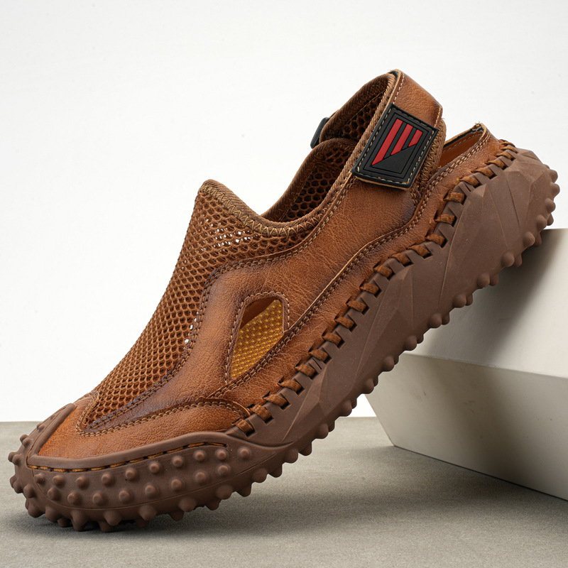 2024-es nyári férfi fedett orrú szandál külkereskedelmi, plus size vastag talpú szandál, kézzel varrott, lélegző, hétköznapi hálós cipő