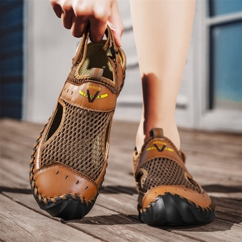2024-es szandálok, férfi tavaszi, lélegző, strandcipők, férfi hálós, divatos szandálok, férfi mindennapi flip-on cipők, férfi