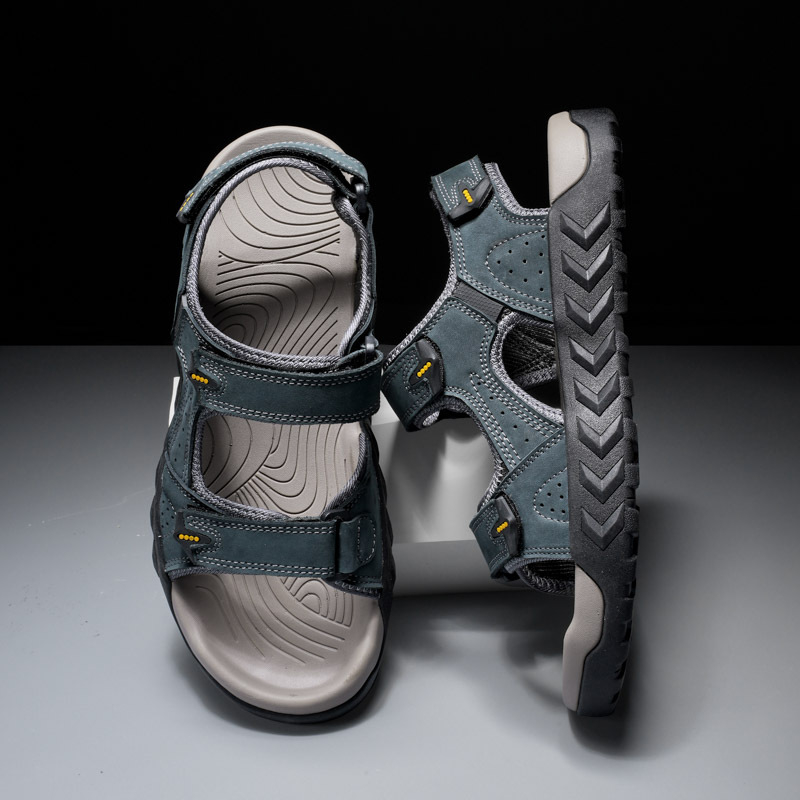 Plus size szandálok férfi valódi bőr strandcipő marhabőr kültéri tinédzserek gyermek nyitott orrú nyári új alkalmi 364647