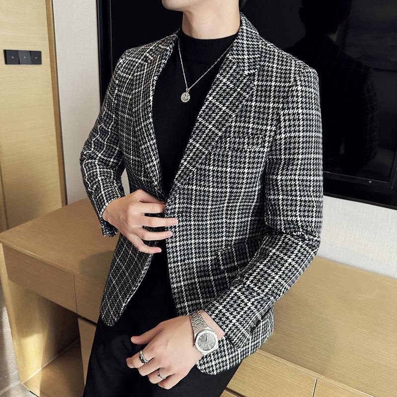 Raputa uue põlvkonna Korea versiooni saledast meeste vabaaja houndstooth-ülikonnast, polsterdatud jopega, mis on kõrge tundlikkusega ülikond.