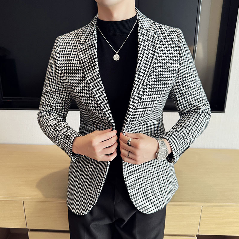 Raputa uue põlvkonna Korea versiooni saledast meeste vabaaja houndstooth-ülikonnast, polsterdatud jopega, mis on kõrge tundlikkusega ülikond.