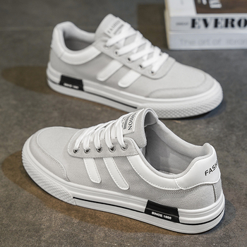 Audekla vīriešu apavi 2025. gada jauni pavasara un vasaras sporta ikdienas plakanie apavi, elpojoši, veci Pekinas auduma apavi, universāli ikdienas apavi