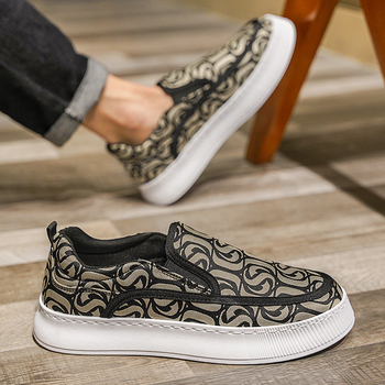 Καλοκαιρινά, αναπνεύσιμα, slip-on, χαλαρά παπούτσια Lazy, μοντέρνα, ασορτί χρωματικά, με χοντρή σόλα, αυξημένα αθλητικά, casual, μονής στρώσης παπούτσια, ανδρικά παπούτσια με υφασμάτινη επένδυση