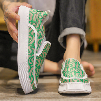 Καλοκαιρινά, αναπνεύσιμα, slip-on, χαλαρά παπούτσια Lazy, μοντέρνα, ασορτί χρωματικά, με χοντρή σόλα, αυξημένα αθλητικά, casual, μονής στρώσης παπούτσια, ανδρικά παπούτσια με υφασμάτινη επένδυση