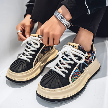 Muške cipele Proljeće i jesen 2025. Novi unos Luksuzne višenamjenske modne moderne cipele Nacionalno trendi internetske poznate muške ležerne cipele s debelim potplatom i okruglim vrhom